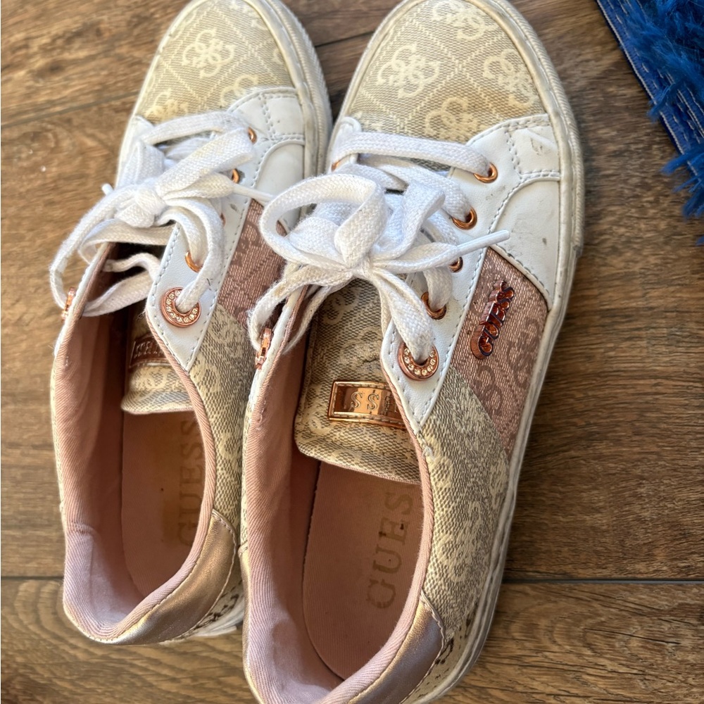 Guess Cream and White Logo Sneakers